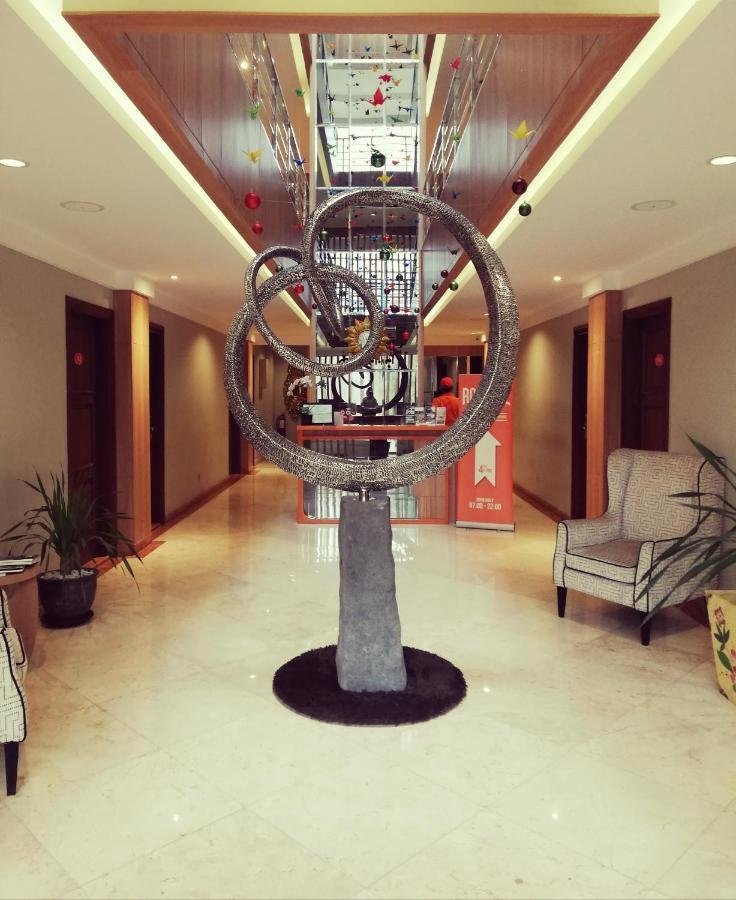 The Nyaman Motel Jakarta Kültér fotó